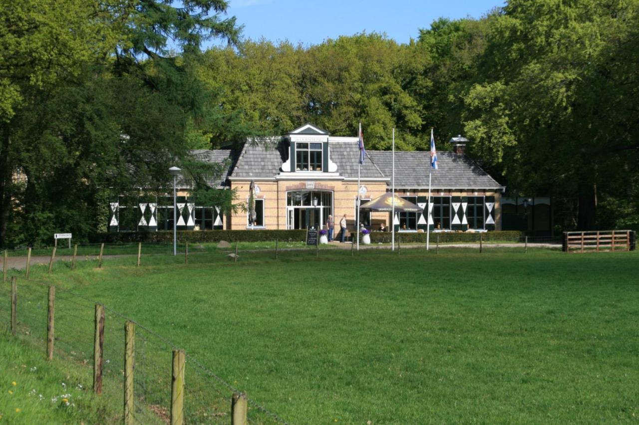 Hotel Restaurant 'De Oorsprong' Sint Nicolaasga Екстериор снимка